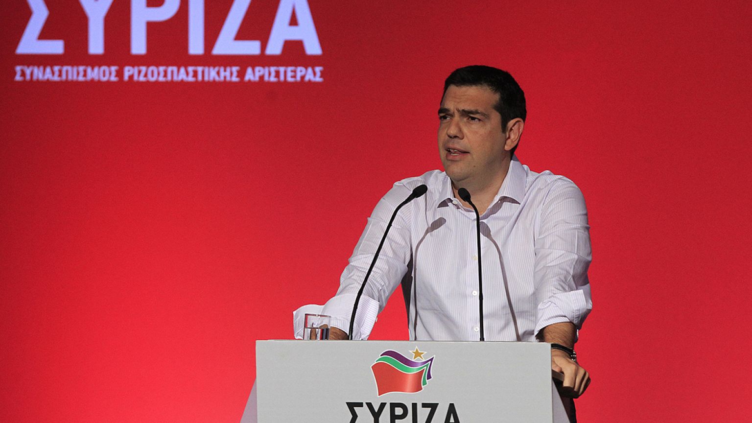 Greek PM suggests party referendum to overcome split in Syriza