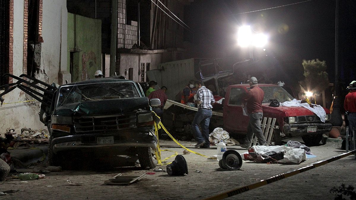 Una veintena de muertos en México tras la embestida de un camión