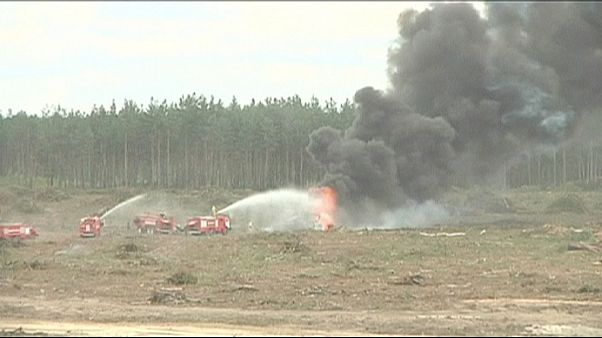 Россия: "Авиадартс-2015" остановили после крушения вертолета Россия: "Авиадартс-2015" остановили после крушения вертолета