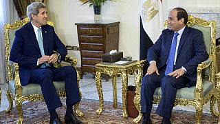 John Kerry Kahire'de: Amerika'dan Mısır'a askeri destek