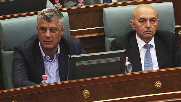 Via libera del Kosovo a tribunale speciale su crimini di guerra Uck contro serbi Via libera del Kosovo a tribunale speciale su crimini di guerra Uck contro serbi