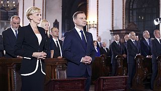 Andrzej Duda toma posse como novo Presidente da Polónia e apela à NATO