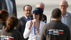 Ex-refém francesa libertada no Iémen chegou a Paris