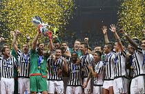 Mandzukic y Dybala dan la séptima Supercopa italiana a la Juventus