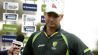 Michael Clarke dit stop