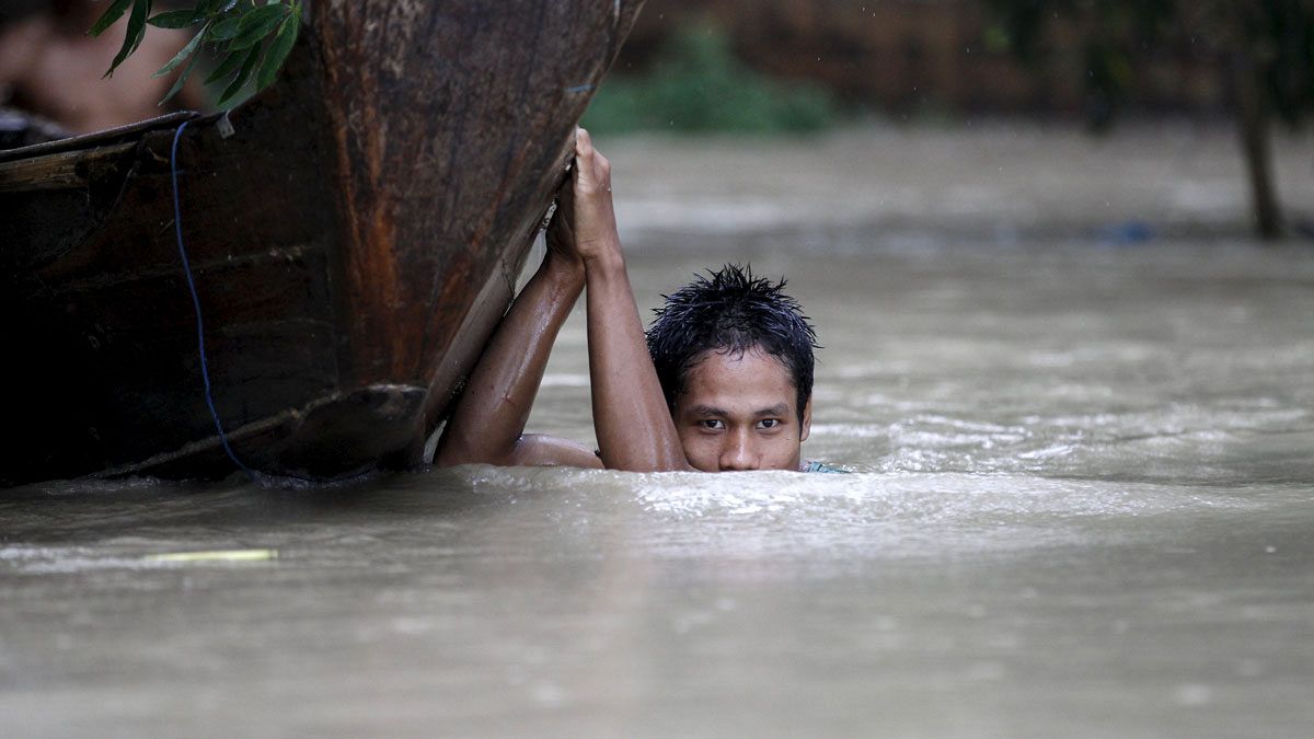 فيضانات ميانمار تخلِّف مئة قتيلٍ ومليون متضرر