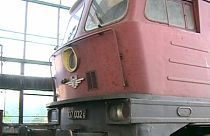 Болгария: на вокзале в Пловдиве локомотив протаранил пассажирский состав