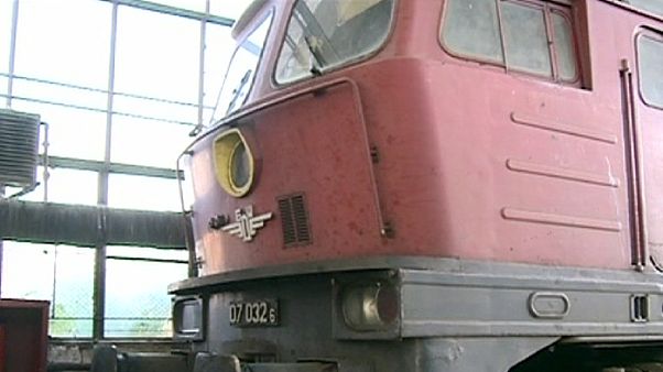 Болгария: на вокзале в Пловдиве локомотив протаранил пассажирский состав Болгария: на вокзале в Пловдиве локомотив протаранил пассажирский состав