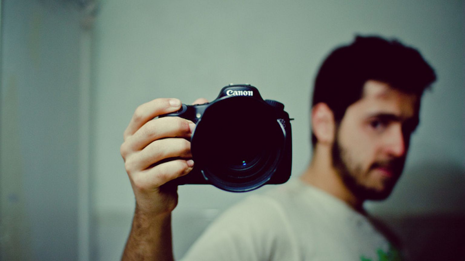 Canon 110 milyonuncu lensini üretti