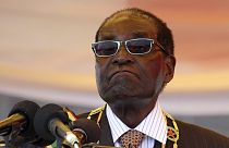 رئيس زمبابوي يدين حادثة صيد "سيسيل" الأسد الأشهر في أفريقيا