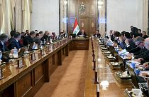 Bagdad: A parlament megszavazta al-Abadi reformcsomagját – az irakiak szkeptikusak