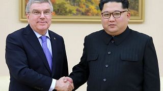 Image: North Korea's Kim Jong-Un meets Olympic chief Thomas Bach in Pyongya