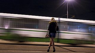 Az Amnesty legalizálná a prostitúciót, a hollywoodi színésznők kiborultak