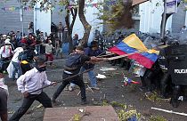 Ισημερινός: Βίαιες διαδηλώσεις εναντίον του προέδρου Κορρέα