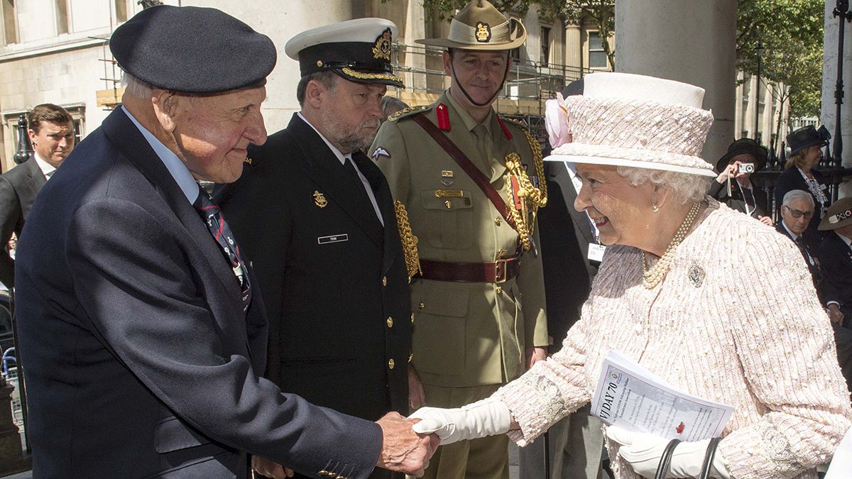 Homenagens aos combatentes no 70º aniversário do fim da II Guerra Mundial