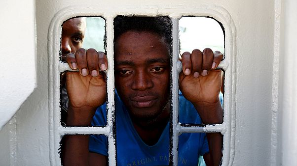 40 migrants meurent d'asphyxie durant la traversée de la Méditerranée 40 migrants meurent d'asphyxie durant la traversée de la Méditerranée