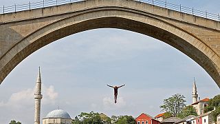 Paredes wins Cliff Diving World Series event in Bosnia-Herzegovina