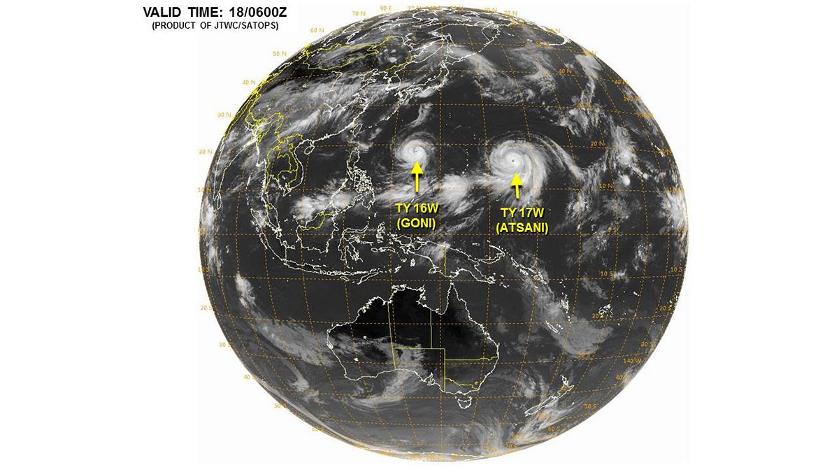 Pacifique : dans les yeux de typhons « jumeaux »