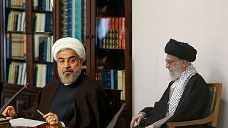 آیا رهبر و رئیس جمهور در ایران دو سیاست خارجی متفاوت را دنبال می‌کنند؟
