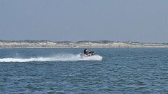 Schlepper fährt Migranten per Jet-Ski nach Europa