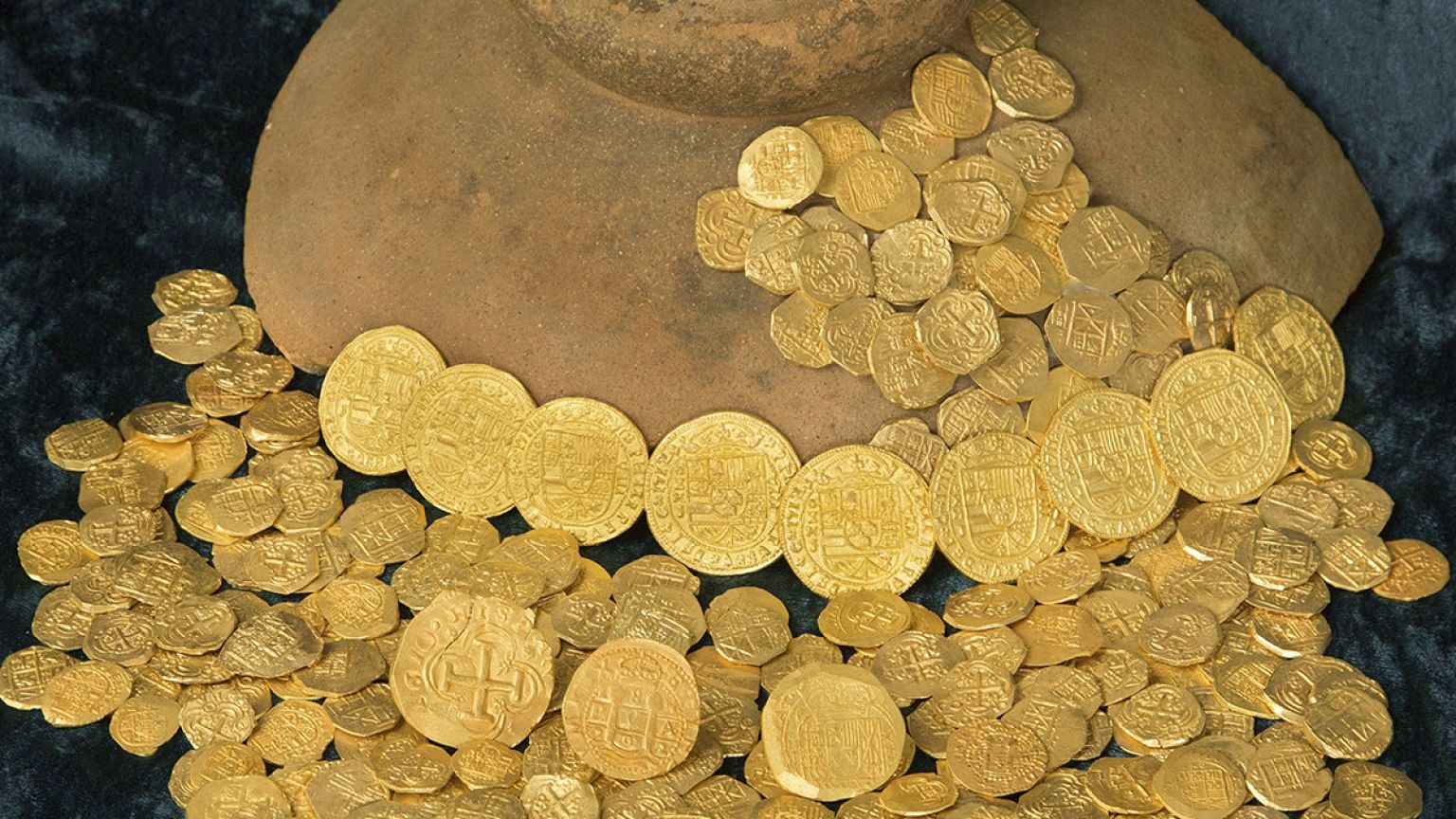 Floridai kincsvadászok 1,2 milliárd forintnyi aranyat találtak a tengerben