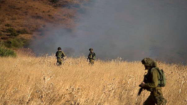 Israel ataca posições militares sírias nos Golã Israel ataca posições militares sírias nos Golã