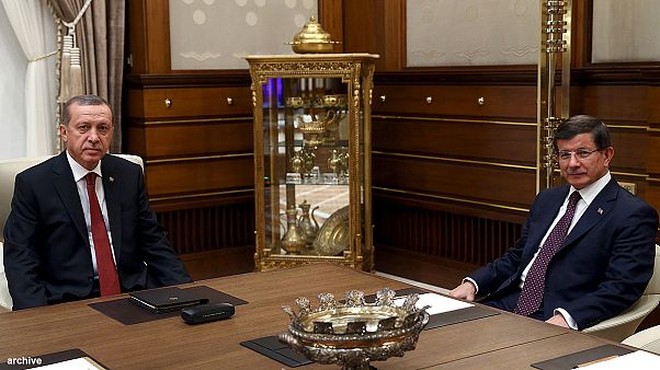 Erdogan: Türkei wählt am 1. November neu Erdogan: Türkei wählt am 1. November neu