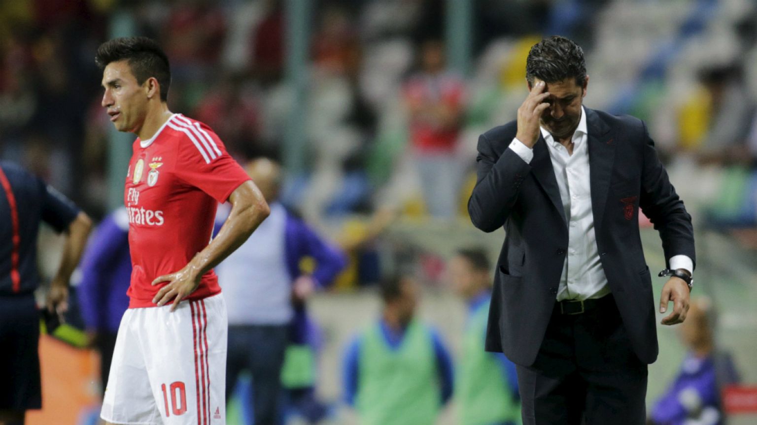 Liga Portuguesa, J2: Benfica faz pior que Porto e Sporting, Arouca lidera isolado