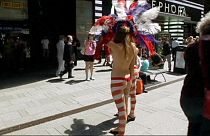 Times Meydanı'na sokak sanatçılarının girişi engellenecek