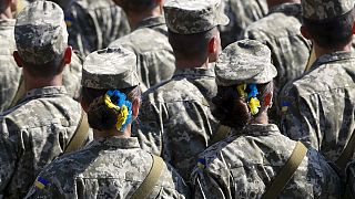 L'Ukraine célèbre la fête nationale sur fond de conflit dans l'Est