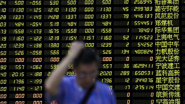 Das sagt die Presse zu Chinas Börsensturz und der andauernden Flüchtlingskrise in Europa Das sagt die Presse zu Chinas Börsensturz und der andauernden Flüchtlingskrise in Europa