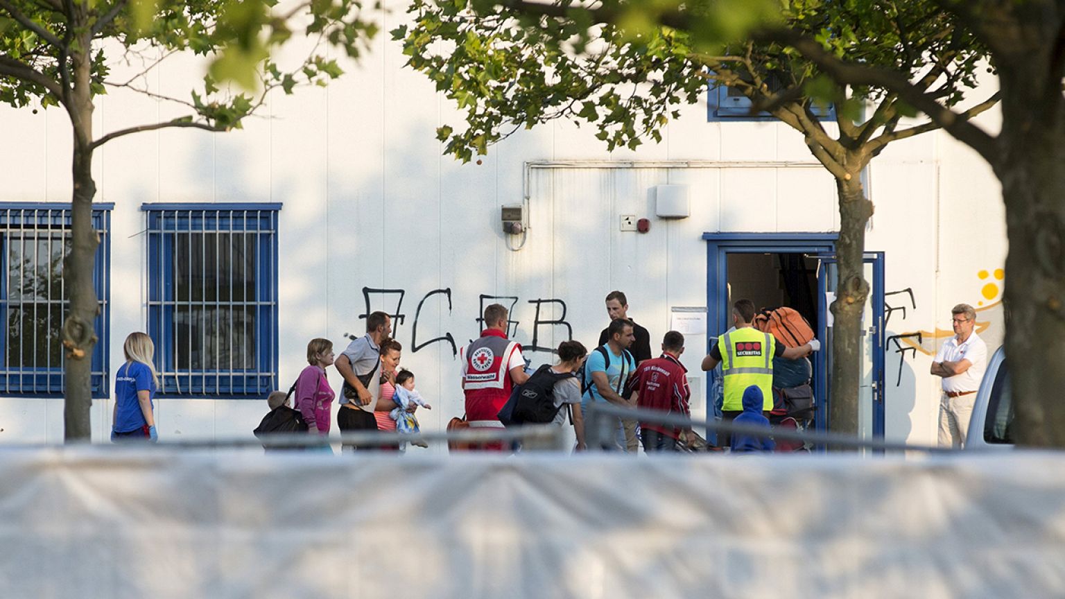 Politologe: Hohe Flüchtlingszahlen führen zu mehr Ausländerfeindlichkeit