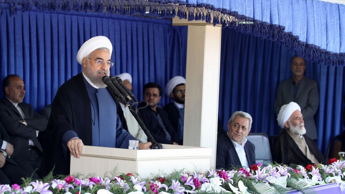 روحانی: هیچ نهادی در ایران بالاتر از قانون وجود ندارد