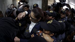 رئیس جمهوری گواتمالا در یک قدمی دادگاه