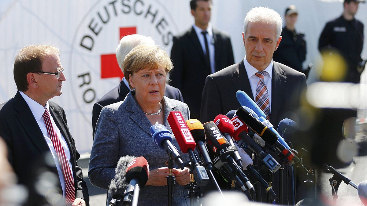 "Keine Toleranz": Merkel besucht Flüchtlingsheim in Heidenau