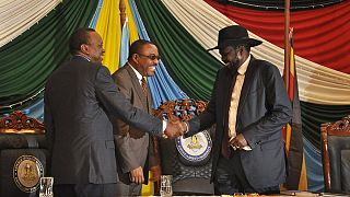 رئيس جنوب السودان يوقع اتفاق سلام