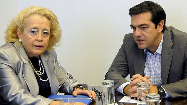 La prima volta di una donna premier in Grecier. Vassiliki Thanou, nominato primo ministro ad interim La prima volta di una donna premier in Grecier. Vassiliki Thanou, nominato primo ministro ad interim