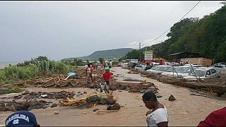 La tempête Erika ravage la Dominique et poursuit sa route dans les Caraïbes