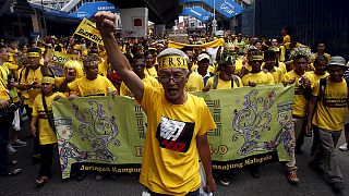 Malásia: Ex-primeiro ministro reforça protesto contra atual chefe de Governo