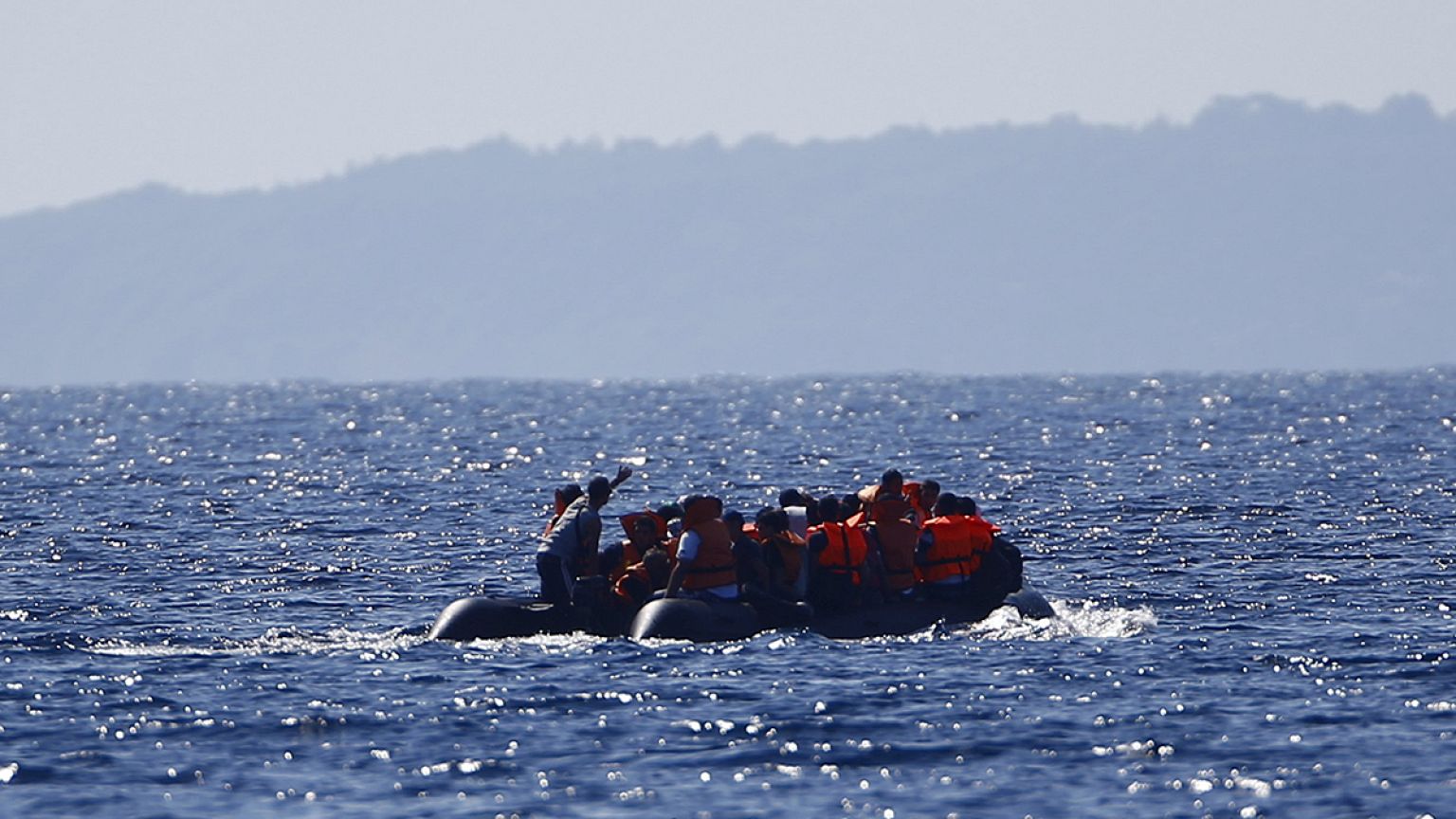 Ελλάδα: Mαρτυρίες λιμενικών για την ανθρώπινη τραγωδία στο Αιγαίο!