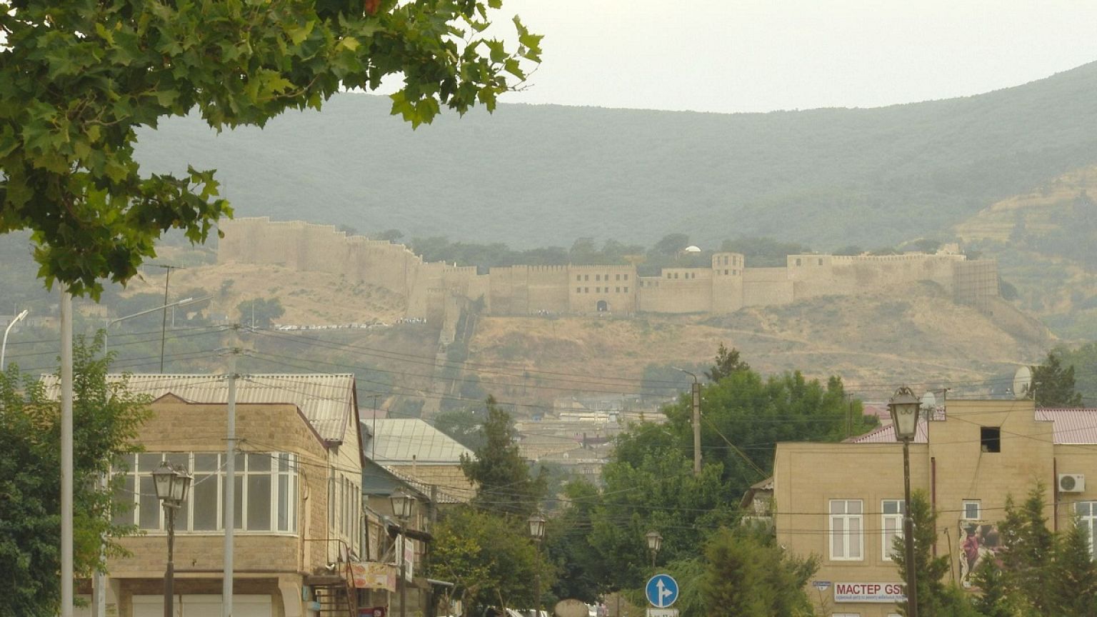 Derbent: 2000 Jahre multikultureller Geschichte in einer Stadt