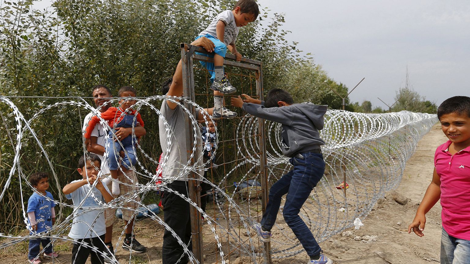 Schengen Antlaşması yürürlükten kalkıyor mu?