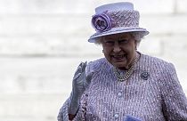 Queen Elizabeth wird für ihren Thron-Rekord mit einer Gedenkmünze geehrt