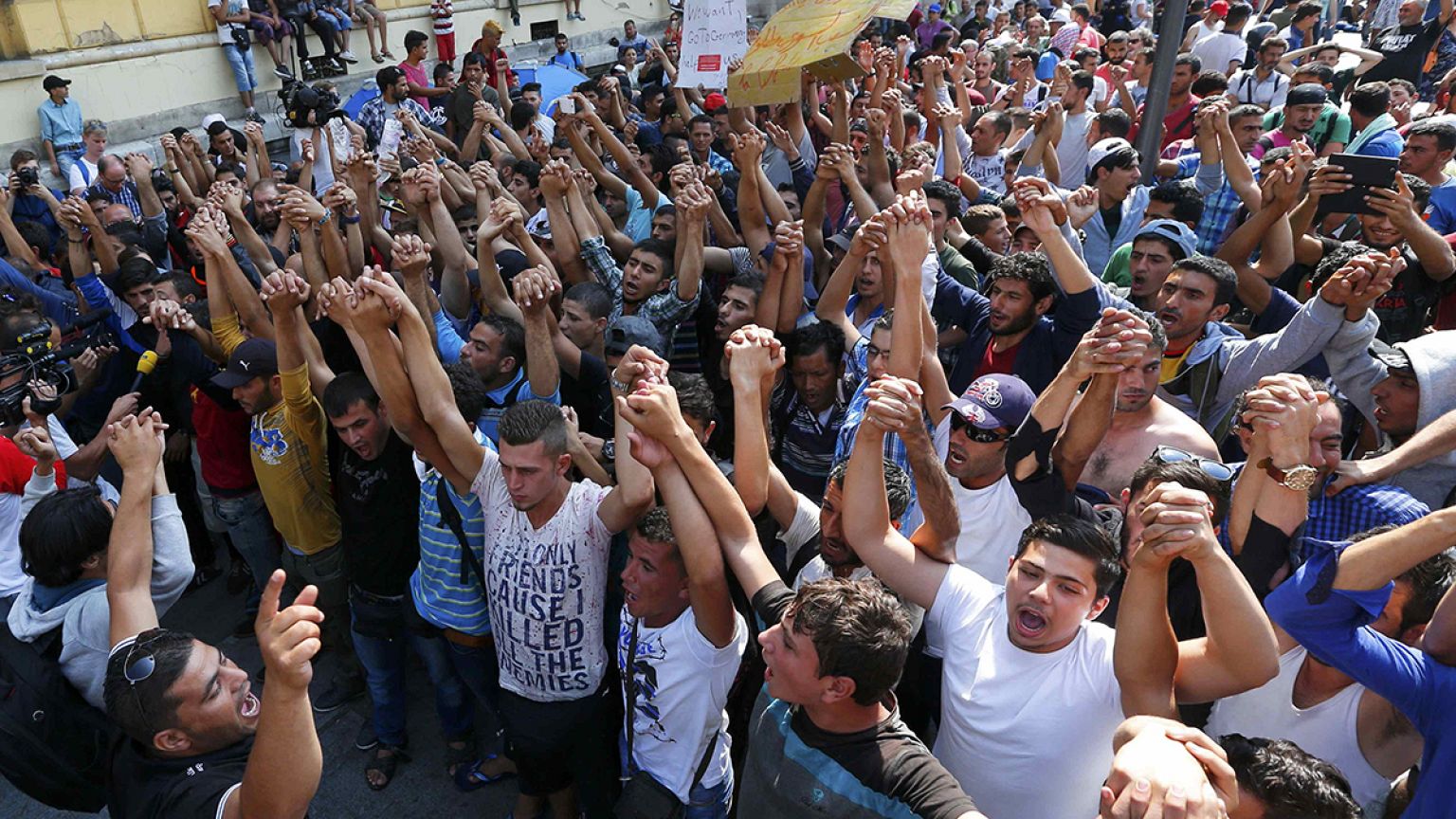 Budapest migrant crisis: Q&A