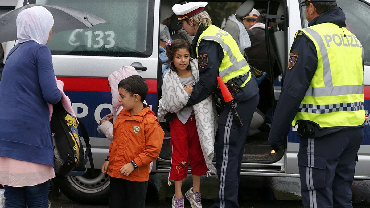 Destination Germany as thousands of migrants reach Austria from Hungary