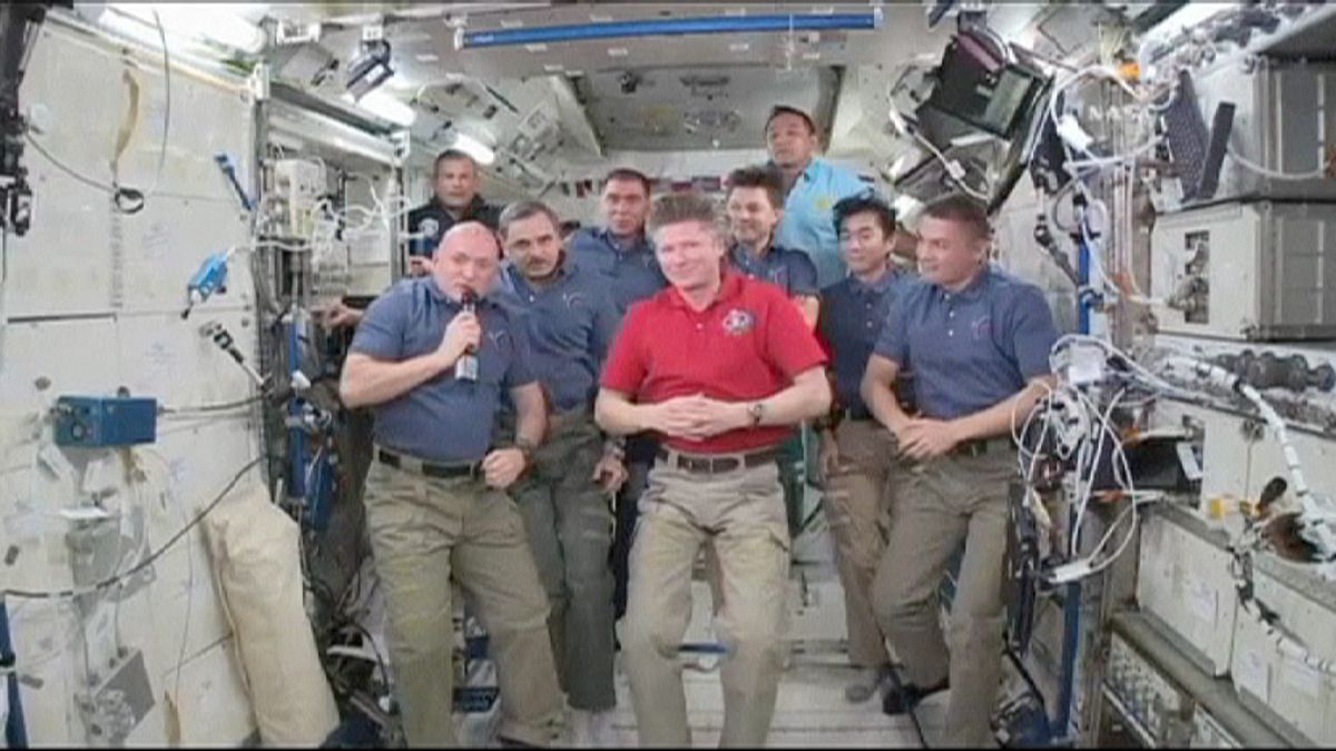 Espace : nouveau commandant de l'ISS après l'arrivée de trois spationautes
