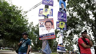 Disenchanted Guatemalans vote for new leader amid graft scandal