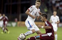 ايسلندا وتشيكيا يلتحقان بفرنسا وانجلترا في منافسات كأس أوروبا