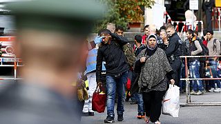 Migrants: 2,500 expected in Germany on Monday