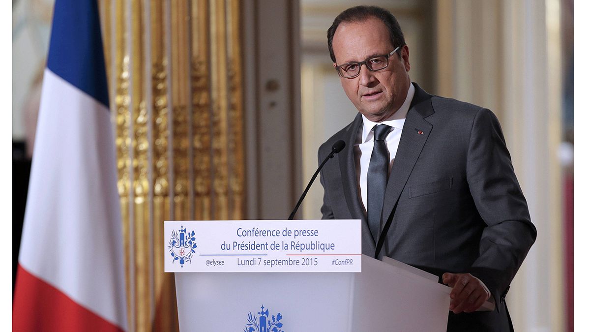 رئیس جمهوری فرانسه از پذیرش ۲۴ هزار پناهجو در دو سال آینده خبر داد